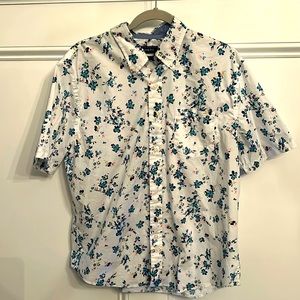 Crown & Ivy button down shirt